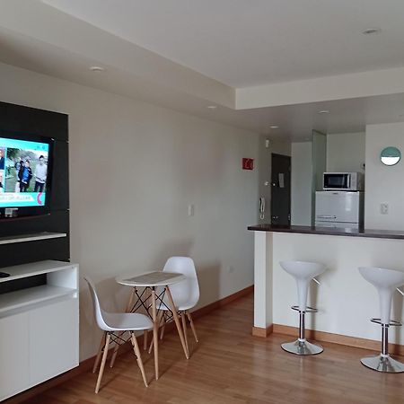 Excelente Monoambiente Monito 15 Apartment La Plata Ngoại thất bức ảnh